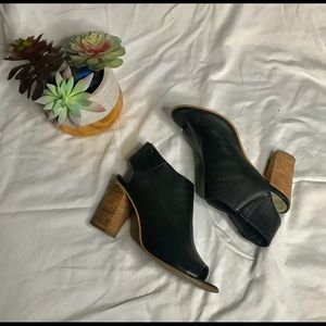 Steve Madden open toe booties